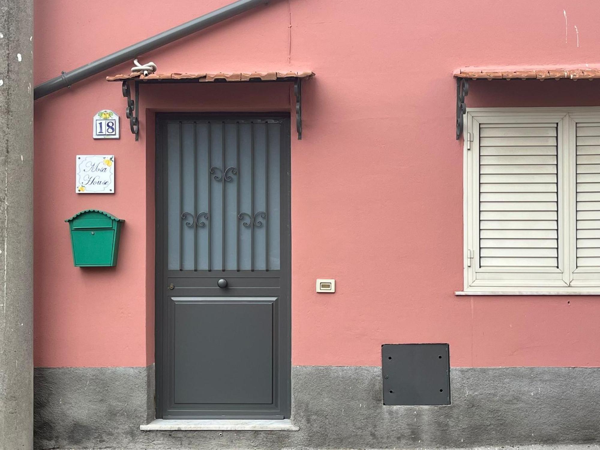 Mosa House Villa Aci Castello Exterior photo